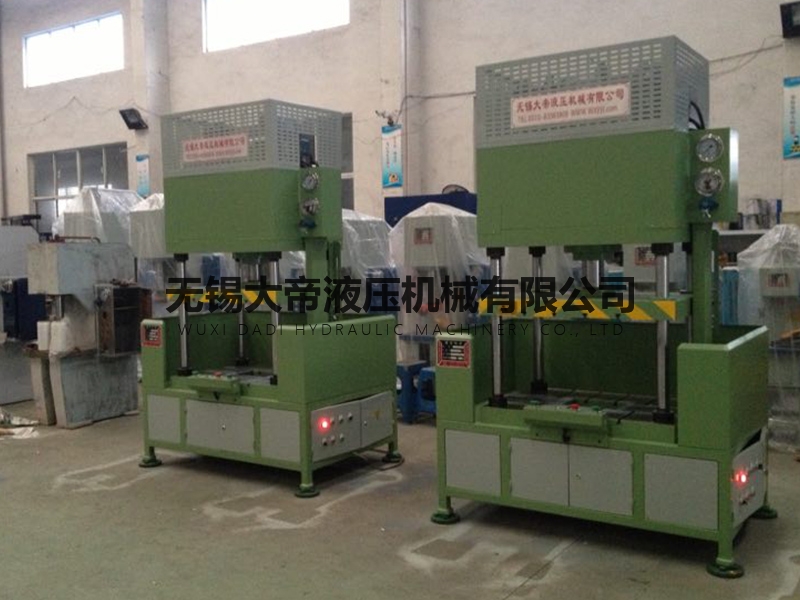 Four column stretching hydraulic press